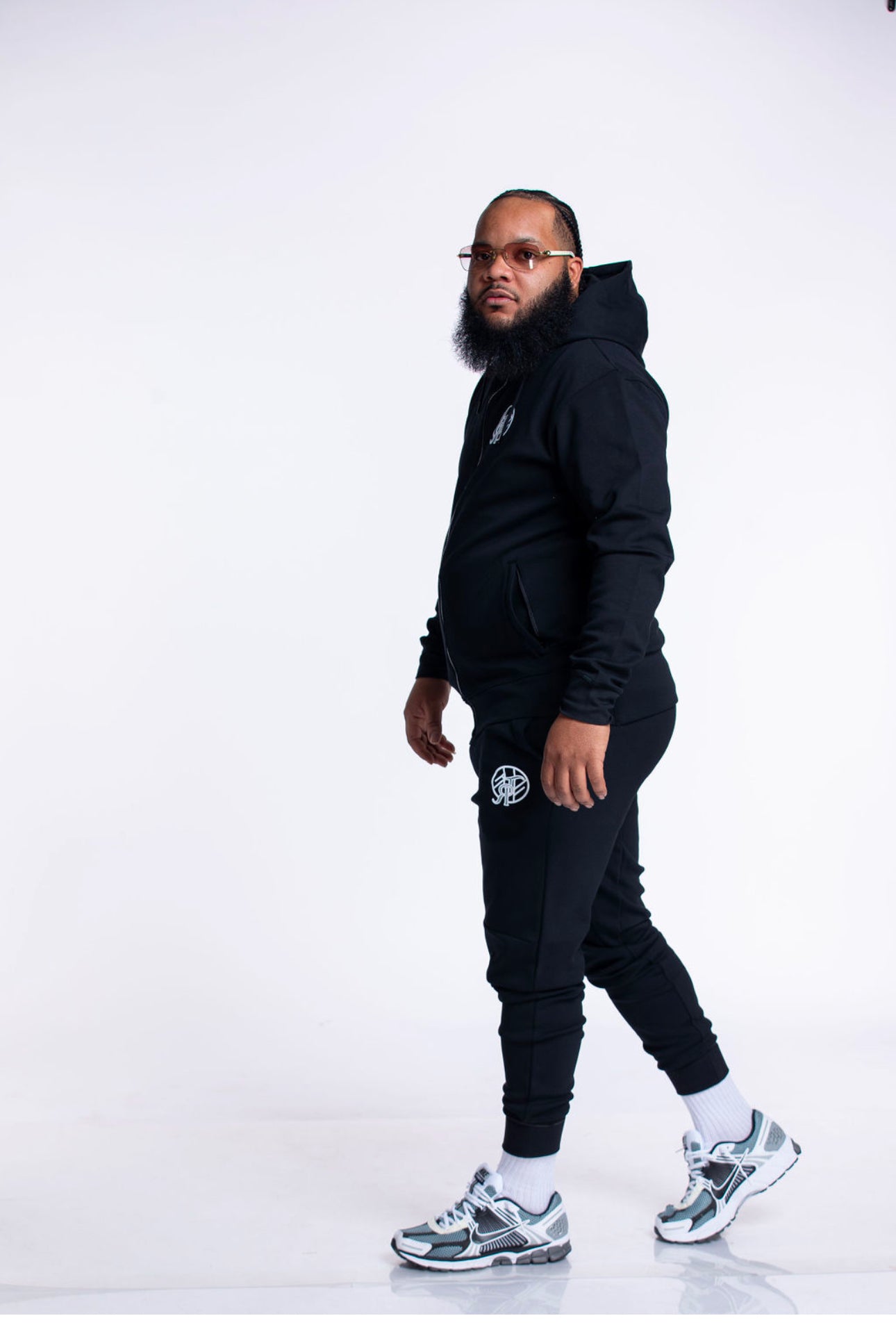 TR Jogger (Black)